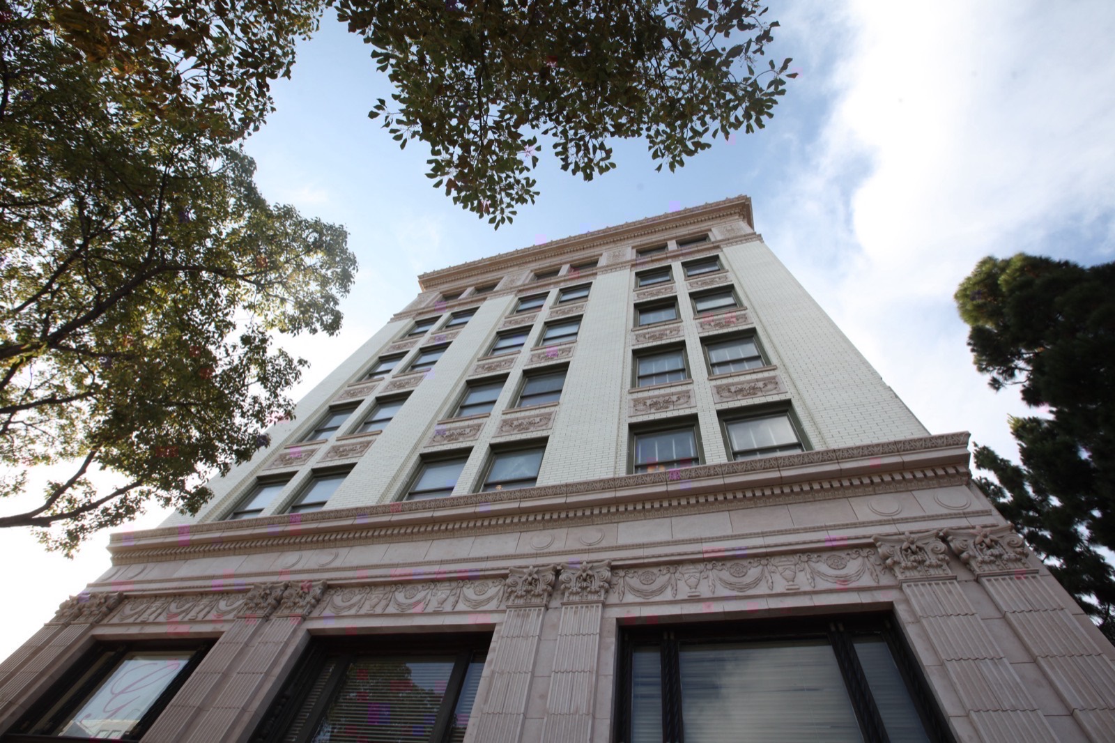 Kraemer Building cornice