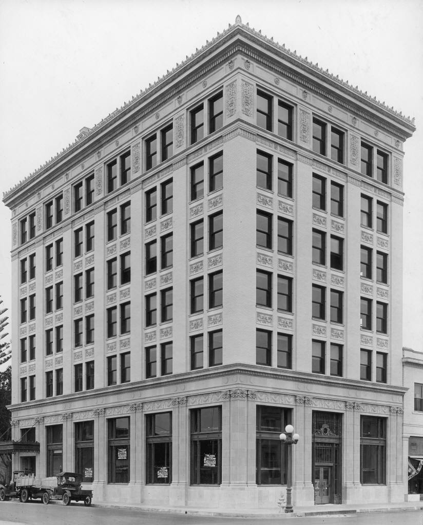 1924.jpg
